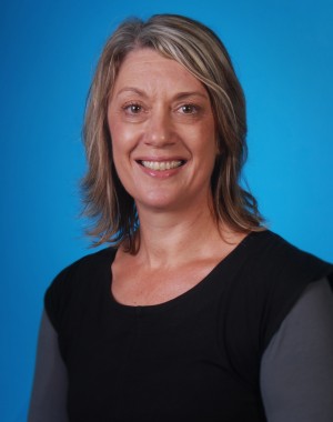 Mrs Julie Manley